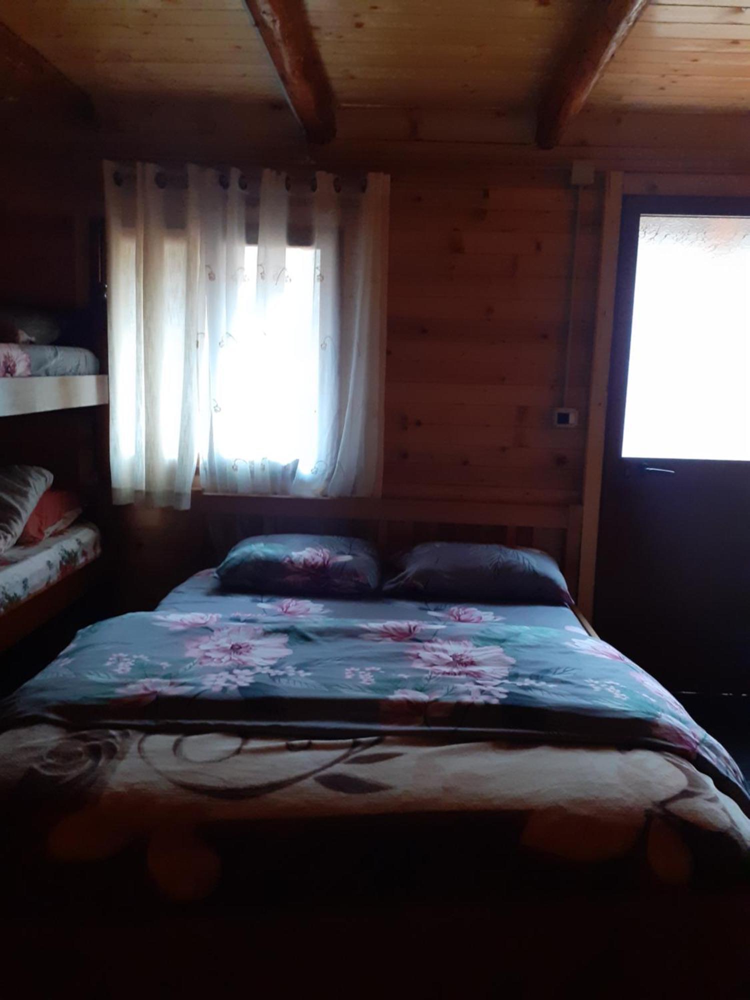 Guesthouse Dioni Valbone Eksteriør bilde