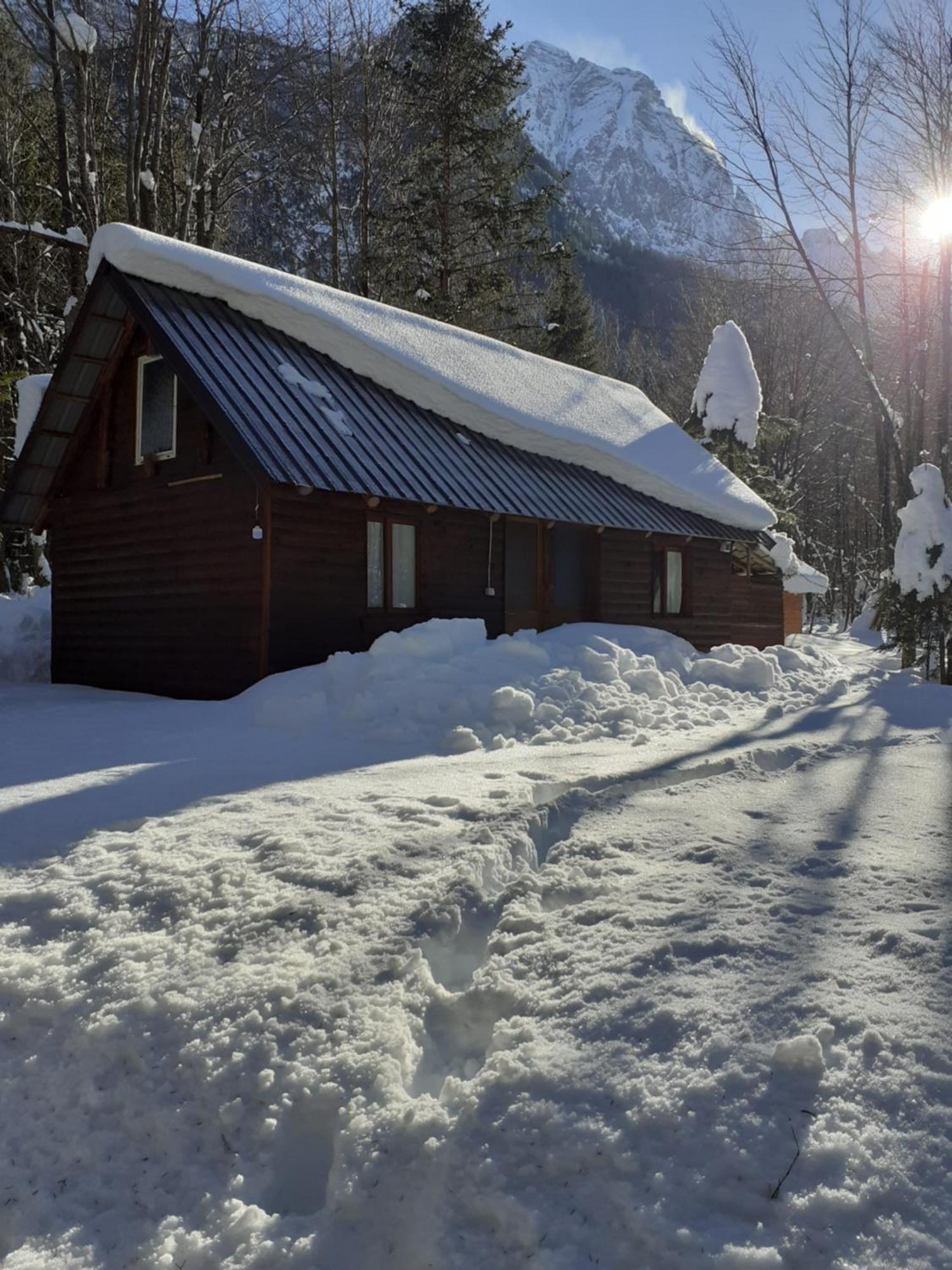 Guesthouse Dioni Valbone Eksteriør bilde